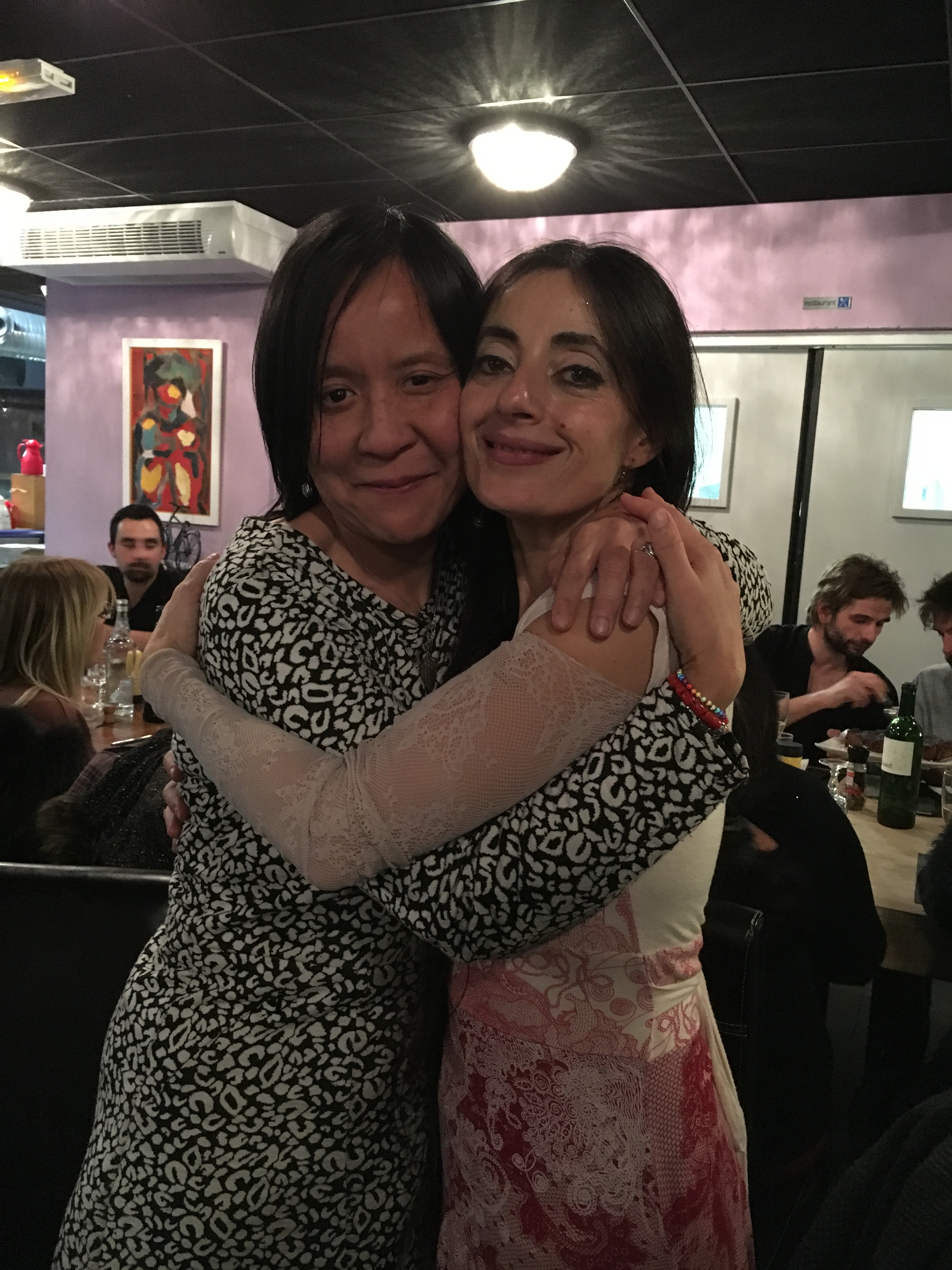 Câlin avec Christina ROSMINI le 16 janvier 2016 à Marseille après son spectacle El Niño Lorca